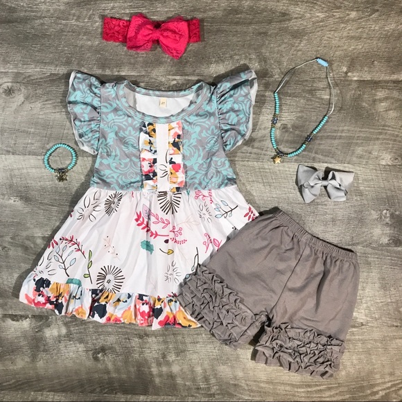 Other - Girls boutique tunic and ruffle shorts 2 piece